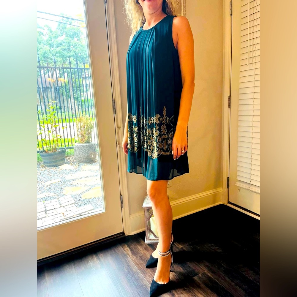 Green golden classy dress